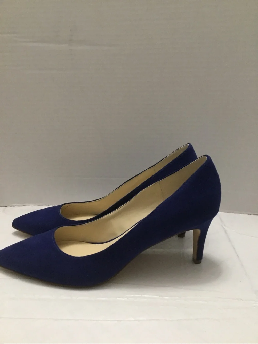 Nine West Royal Blue Pointed Toe Pumps Stiletto Heel Size 7.5 Like New - Picture 2 of 12